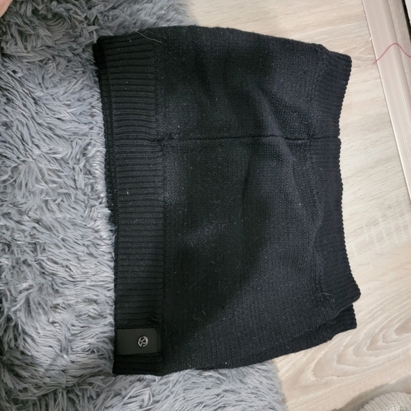 Lululemon Infinity Scarf - Picture 2 of 4